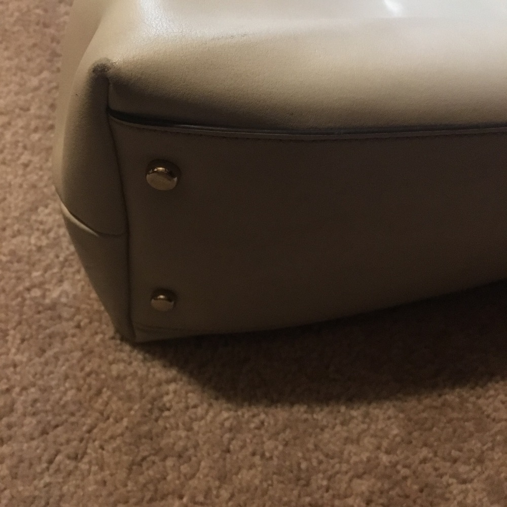 Authentic Kate Spade handbag w/brand new wallet - Picture 6 of 8